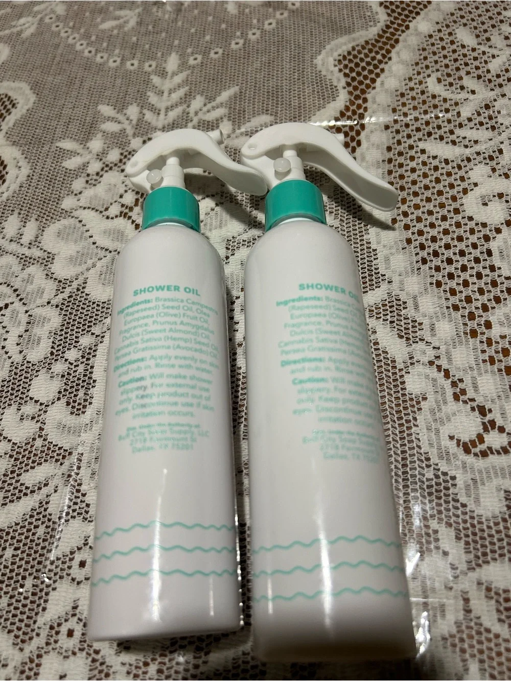 2-Buff City Soap Fresh Cotton Shower Oil — White with Teal Accents